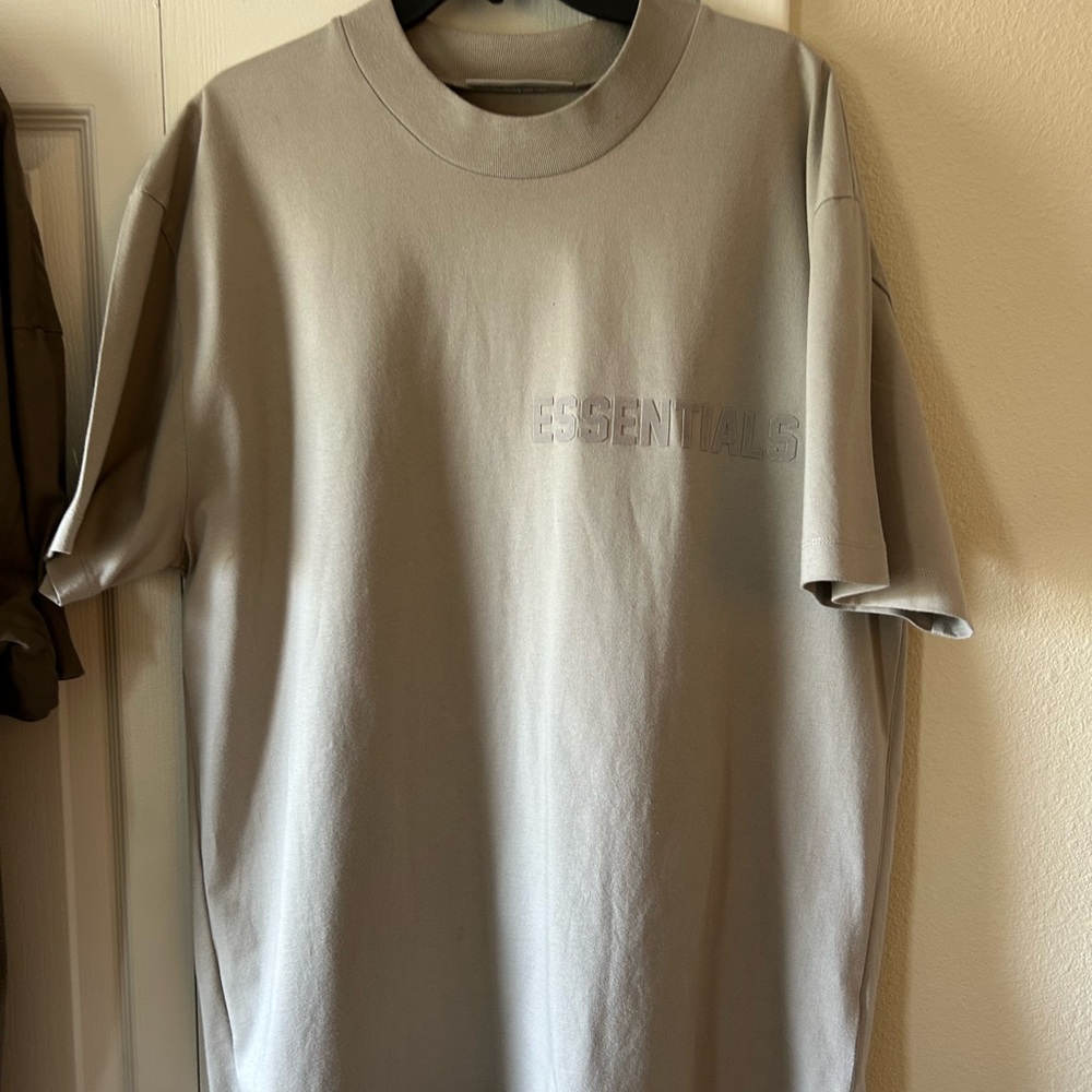 Fear of God EssentialsT-Shirt (oversized)